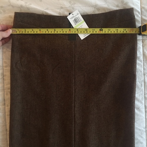 ✨NWT✨ “Janice” Wool Fishtail Skirt Suit - Picture 5 of 8